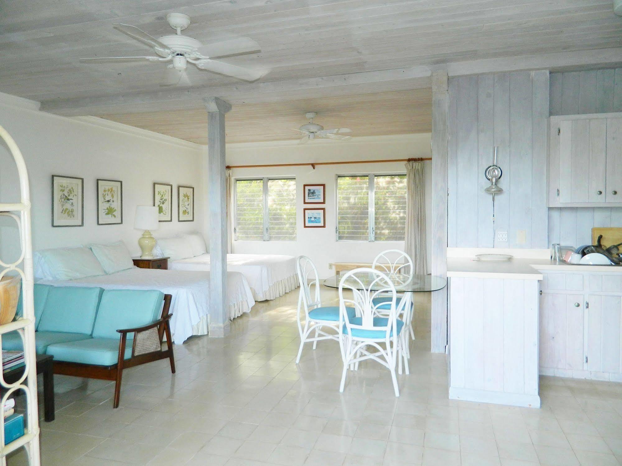 Regatta Point Hotel George Town Bagian luar foto